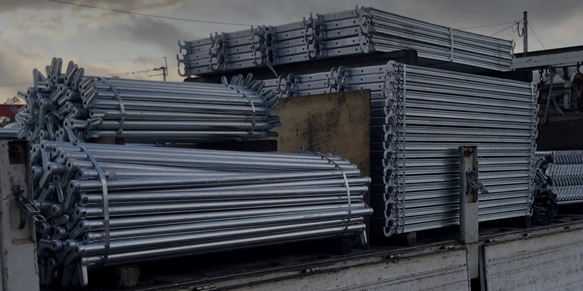 優しさの溢れる施工 人と人の手をつなぎ、やさしい施工で幸せを組み上げます。